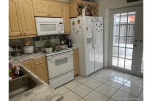2295 W 74th Pl #16a, Hialeah, FL 33016, Sold 07/14/21