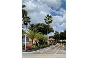 8480 NW 196th Terrace, Hialeah, FL 33015, Sold 08/03/21