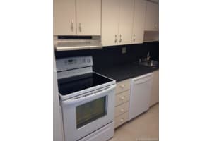 5814 NW 22nd St, Lauderhill, FL 33313, Sold 07/30/21