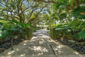 7722 Ponce De Leon Rd, Miami, FL 33143, Sold 09/30/21