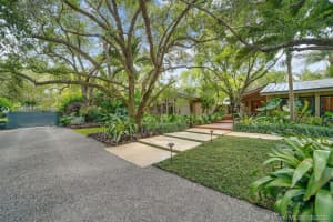 7722 Ponce De Leon Rd, Miami, FL 33143, Sold 09/30/21