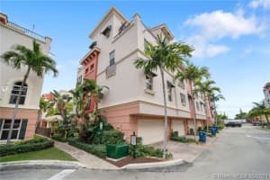 1033 NE 17th Way, Fort Lauderdale, FL 33304, Sold 06/30/21