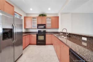 1033 NE 17th Way, Fort Lauderdale, FL 33304, Sold 06/30/21