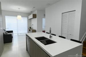 7117 NW 103rd Path, Doral, FL 33178, Sold 07/22/21