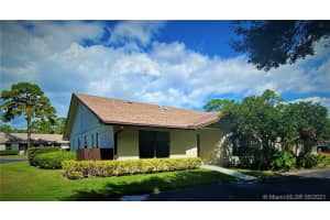 2842 Stoneway Ln, Fort Pierce, FL 34982, Sold 06/14/21