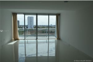 2950 NE 188th St, Miami, FL 33180, Sold 10/18/21
