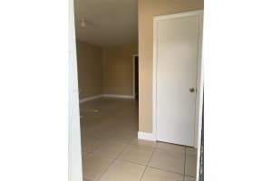 414 NW 84th St, Miami, FL 33150, Sold 08/10/21