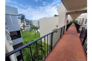 7502 NW 30th Pl, Sunrise, FL 33313, Sold 09/15/21