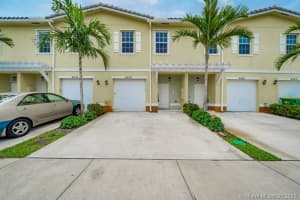 4038 NW 11th St, Lauderhill, FL 33313, Sold 07/27/21