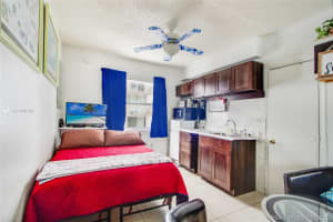 335 Ocean Dr, Miami Beach, FL 33139, Sold 06/28/21