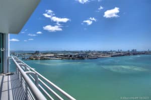 325 S Biscayne Blvd, Miami, FL 33131, Sold 04/26/22