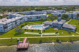 2200 Park Ln, Hollywood, FL 33021, Sold 07/28/21