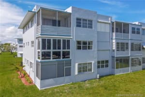 2200 Park Ln, Hollywood, FL 33021, Sold 07/28/21