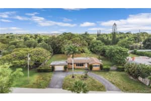 4341 SW 2nd Ct, Plantation, FL 33317, Sold 12/08/21