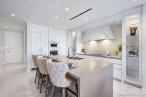 200 SE Mizner Blvd, Boca Raton, FL 33432, Sold 07/27/21
