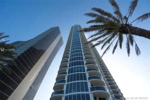 17201 Collins Ave, Sunny Isles Beach, FL 33160, Sold 08/17/21