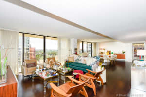 1450 Brickell Bay Dr, Miami, FL 33131, Sold 09/30/21