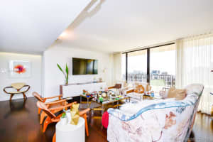 1450 Brickell Bay Dr, Miami, FL 33131, Sold 09/30/21