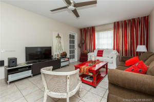 2300 Park Ln, Hollywood, FL 33021, Sold 04/06/22