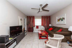 2300 Park Ln, Hollywood, FL 33021, Sold 04/06/22