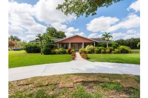 4261 SW 109th Ave, Davie, FL 33328, Sold 08/06/21