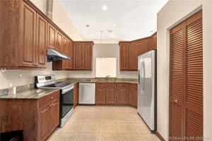 5142 Madison Lakes Cir W, Davie, FL 33328, Sold 07/01/21