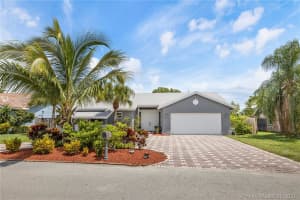 8325 NW 80th Pl, Tamarac, FL 33321, Sold 07/28/21
