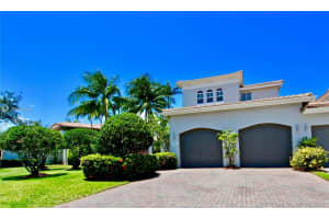 867 Spinnaker Dr, Hollywood, FL 33019, Sold 08/20/21