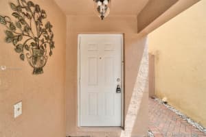 9267 NW 55th St, Sunrise, FL 33351, Sold 07/27/21