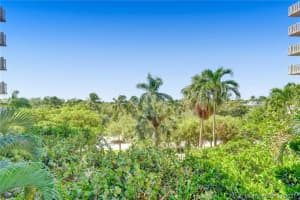 1121 Crandon Blvd APT D304, Key Biscayne, FL 33149, Sold 12/14/21