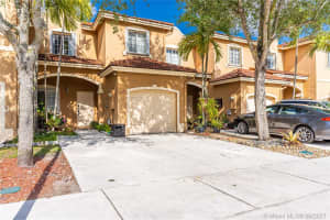 953 SW 148th Pl, Miami, FL 33194, Sold 08/02/21