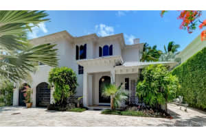 5110 SW 76th St, Miami, FL 33143, Sold 08/06/21