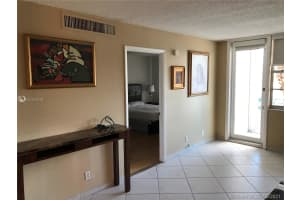 6770 Indian Creek Dr #4r, Miami, FL 33141, Sold 04/25/22