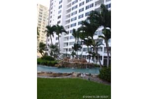 5005 Collins Ave # C5, Miami, FL 33140, Sold 08/26/21