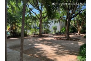 5640 SW 78th St #123d, Miami, FL 33143, Sold 12/09/21