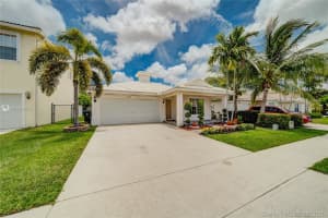 6816 Hendry Dr, Lake Worth, FL 33463, Sold 07/29/21