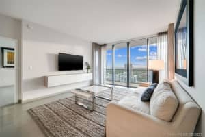 88 SW 7th St, Miami, FL 33130, Sold 02/25/22