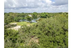 10640 Lakeside Dr, Coral Gables, FL 33156, Sold 08/18/21