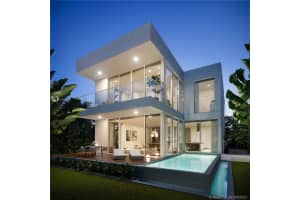 840 W 47th Ct, Miami Beach, FL 33140, Sold 02/23/23