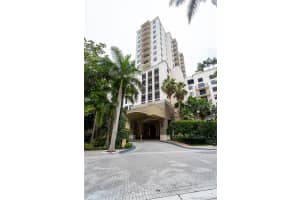 888 Douglas Rd, Coral Gables, FL 33134, Sold 11/23/21