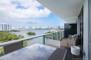 16385 Biscayne Blvd, North Miami Beach, FL 33160, Sold 06/28/22
