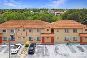 17302 NW 74th Ave, Hialeah, FL 33015, Sold 08/11/21