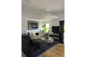 7113 SW 127th Ct, Miami, FL 33183, Sold 06/30/21