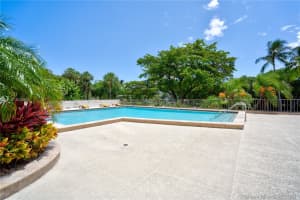 3375 N Country Club Dr, Miami, FL 33180, Sold 08/23/21