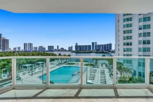 3201 NE 183rd St, Aventura, FL 33160, Sold 04/04/22
