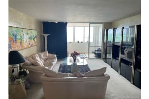 5005 Collins Ave # C5, Miami, FL 33140, Sold 11/29/21