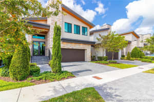 10310 NW 76th Terrace, Doral, FL 33178, Sold 09/09/21