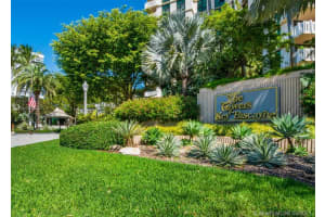 1121 Crandon Blvd APT D404, Key Biscayne, FL 33149, Sold 01/31/22