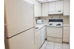 4855 NW 7th St, Miami, FL 33126, Sold 08/11/21