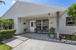 8660 SW 16th St, Pembroke Pines, FL 33025, Sold 07/08/21